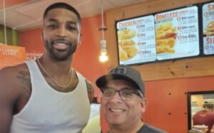 NBA – Tristan Thompson fait le buzz dans un fast food