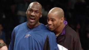 NBA – Pourquoi Vince Carter détestait les comparaisons avec Michael Jordan