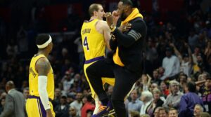 NBA – Alex Caruso croit savoir pourquoi les fans lui vouent un culte