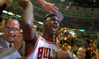 NBA – Bulls 90’s : Quand les titres semaient la mort et le chaos à Chicago Michael Jordan