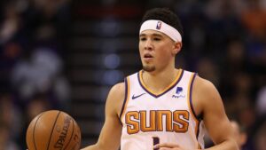 NBA – Pourquoi Devin Booker en a voulu aux Suns en 2019