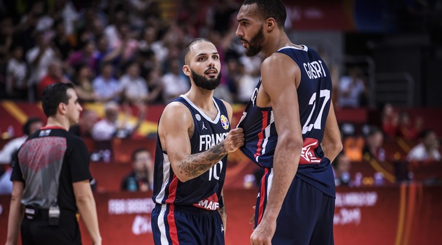 Mondial - La réaction NSFW d'Evan Fournier