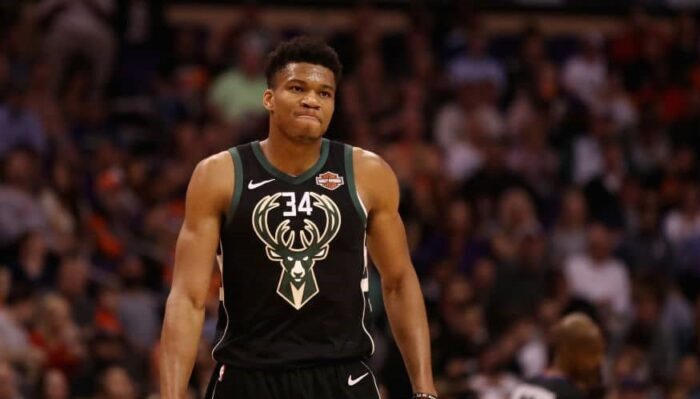 giannis trois points