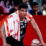 Mondial – Pourquoi Giannis a été benché dans le 4QT contre Team USA