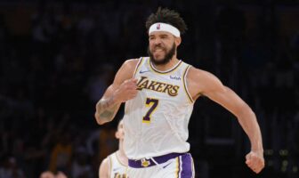 NBA – JaVale McGee brise le mythe sur sa séquence virale javale McGee célèbre un panier sous le maillot des lakers