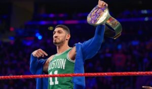 NBA – Enes Kanter en discussions sérieuses avec Triple H pour son avenir