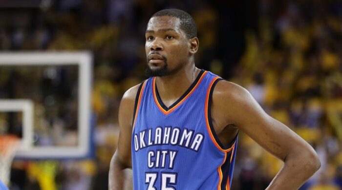 KD tacle ses anciens coéquipiers du Thunder