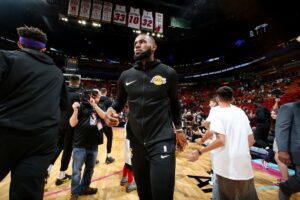 NBA – La ligue veut modifier l&rsquo;annonce des 5 de départ avant les matchs