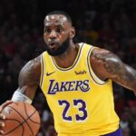 NBA – Un mythique maillot de LeBron mis aux enchères, une somme affolante annoncée