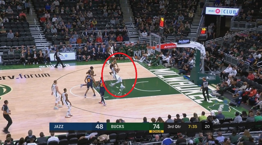 Giannis dunk windmill