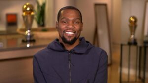 NBA – La réponse hilarante de Kevin Durant lors d’un débat Twitter