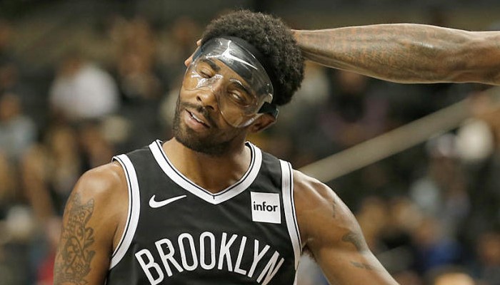 Kenny Atkinson prend la défense de Kyrie Irving