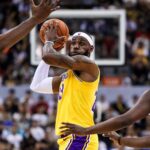 NBA – LeBron James ramène son vieux rituel d&rsquo;avant match en Chine