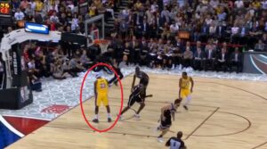 NBA – Quand LeBron James est dépité après deux layups manqués