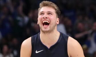 NBA – Les 3 nouvelles prouesses réussies par Luka Doncic Luka Doncic sous le maillot des Mavericks