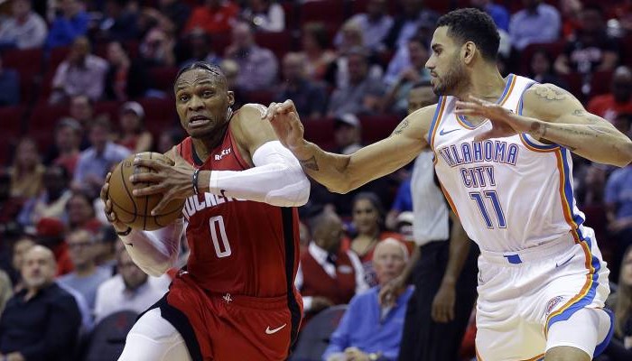 Russell Westbrook frôle le triple-double contre le Thunder