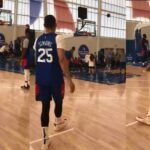 NBA – Ben Simmons rentre deux tirs à 3 points de suite, un gamin le trolle