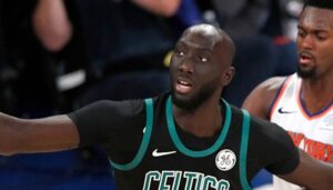 NBA – Tacko Fall échappe de peu au massacre