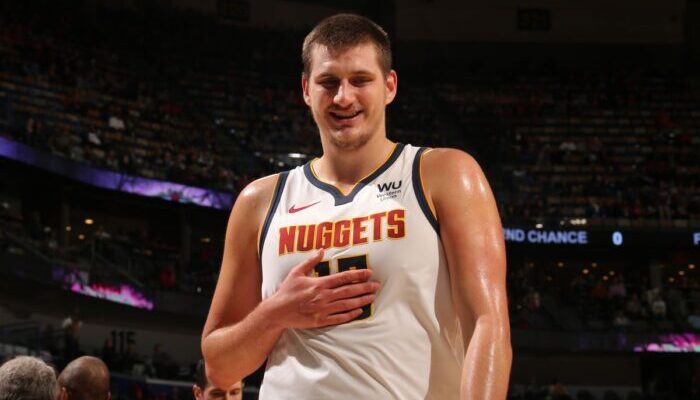 NBA - Nikola Jokic répond à ceux qui le critiquent sur son poids