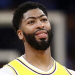 NBA – La géniale tenue d’Anthony Davis pour débarquer à la salle