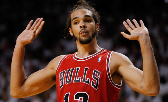 Joakim Noah évoluant avec les Chicago Bulls