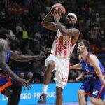 Euroleague – Lorenzo Brown crucifie Valence au buzzer !