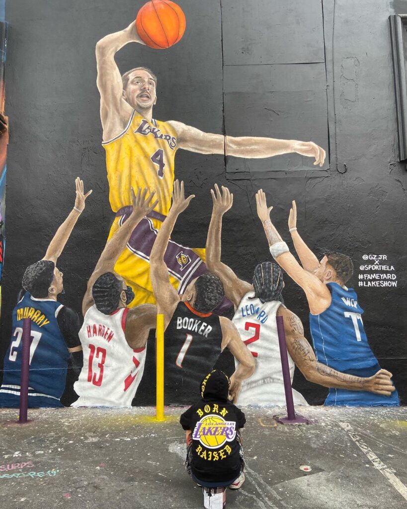 La peinture murale d'Alex Caruso à Los Angeles