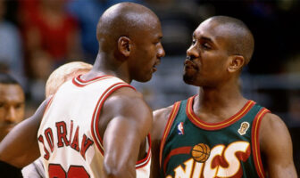 NBA – Gary Payton vide son sac sur le débat Jordan vs LeBron Michael Jordan et Gary Payton en plein trashtalk