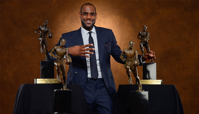 LeBron James et ses 4 titres de MVP