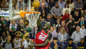 NBA / G League – Tacko Fall explose tout sur son passage !