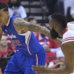 NBA – Quand Matt Barnes insultait la mère de James Harden en plein playoffs