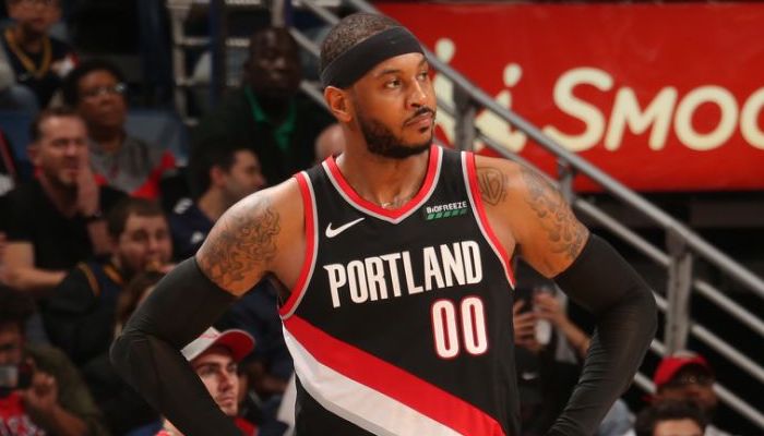 Carmelo Anthony arbore le numéro 00 avec Portland