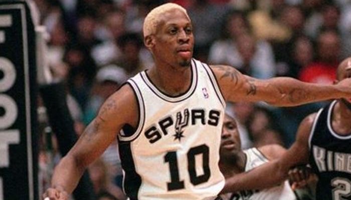 Dennis Rodman sous le maillot des Spurs