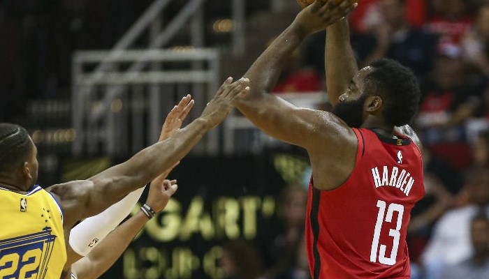 James Harden frôle un nouveau record détenu par Michael Jordan