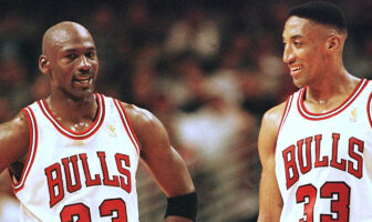 NBA – Les meilleurs duos de toute l’histoire Michael Jordan et Scottie Pippen sous le maillot des Bulls