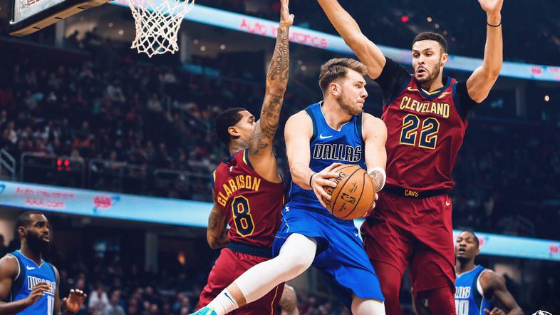 Luka Doncic face aux Cleveland Cavaliers