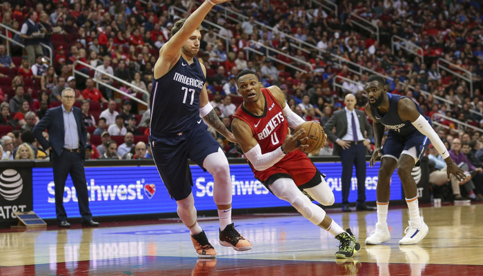 Russell Westbrook prend finalement une flagrante contre Luka Doncic