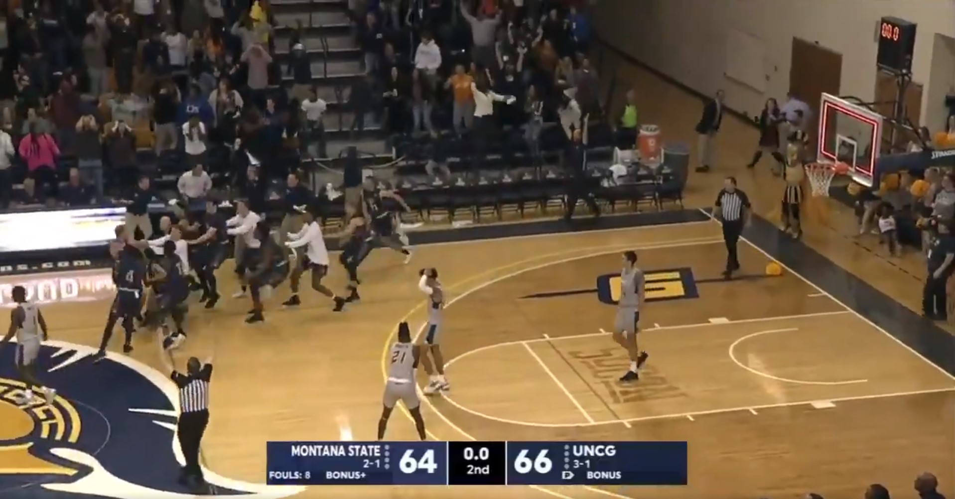 NCAA Montana State buzzer beater fou