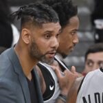 NBA – Gregg Popovich éjecté… Tim Duncan se retrouve en charge !