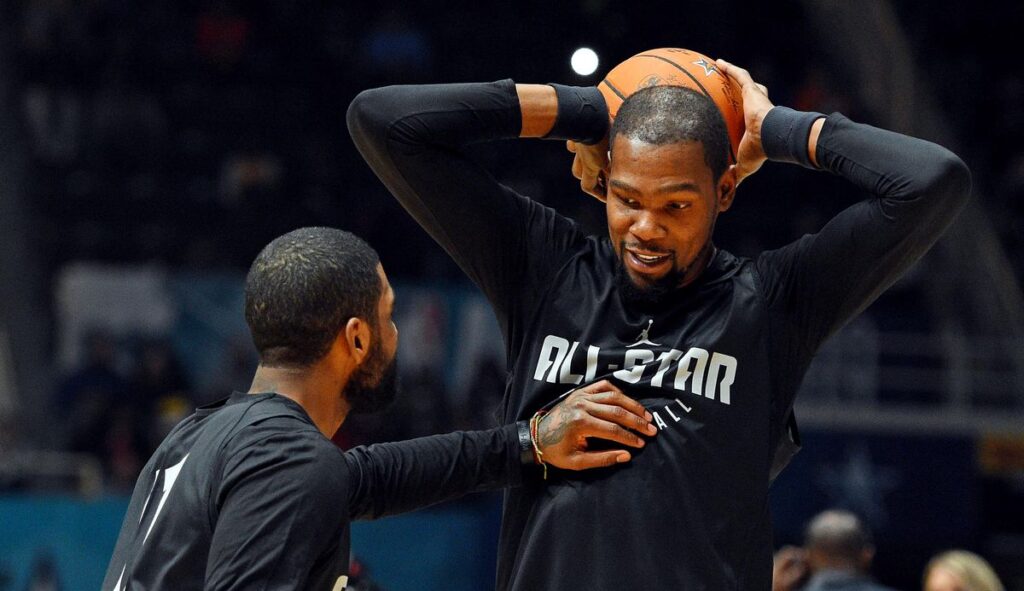 NBA - Kevin Durant et Jaylen Brown à la rescousse de Kyrie Irving