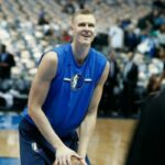 NBA – Porzingis bientôt tradé ? Les Mavs en discussion avec une franchise !