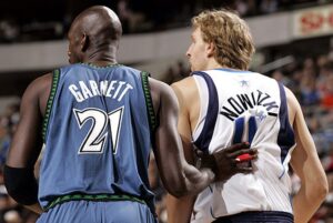 NBA – Kevin Garnett vs Dirk Nowitzki : qui domine le duel en carrière ?