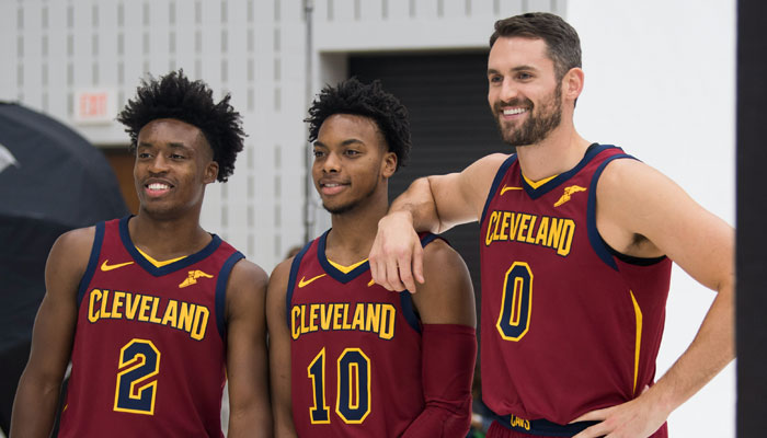 Collin Sexton, Darius Garland et Kevin Love sous le maillot des Cleveland Cavaliers