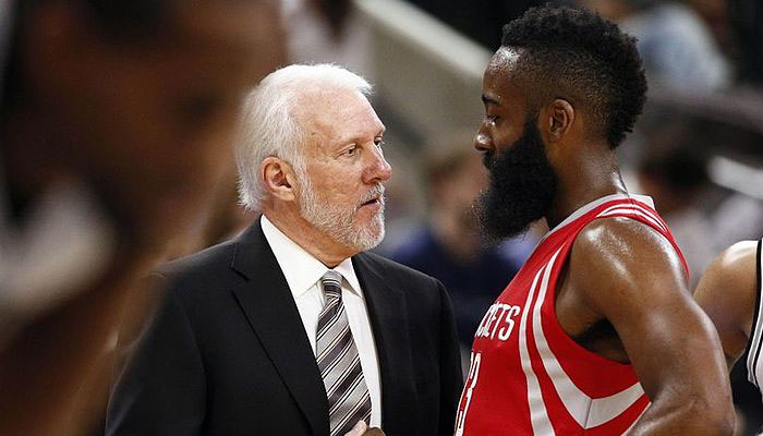 James Harden et Gregg Popovich