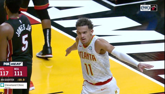 Trae Young province le public du Heat en criant "it's over"