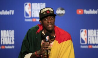 NBA – 5 choses que vous ne saviez (sûrement) pas sur Pascal Siakam Pascal Siakam en conférence de presse après le titre des Raptors