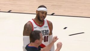 NBA – Quand Chris Paul demande une technique pour… Carmelo Anthony