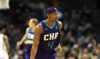 NBA – Découvrez la pépite Devonte’ Graham après son carton contre les Warriors ! Devonte' Graham célèbre un tir réussi