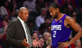 NBA – Doc Rivers calme tout le monde sur les Clippers discussion entre doc rivers et kawhi leonard