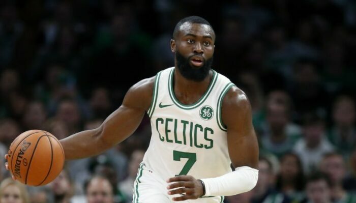 Jaylen Brown explique sa célébration provocatrice d'hier